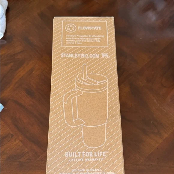 Stanley 40 oz Tumbler in Pink New Sealed Box - Picture 2 of 5